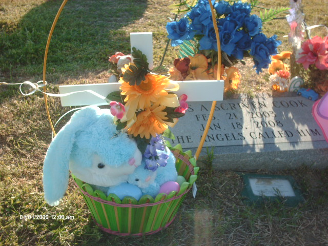 HAPPY EASTER 2009 WE LOVE YOU